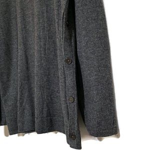 TALBOTS WOOL BLEND DARK GRAY SWEATER